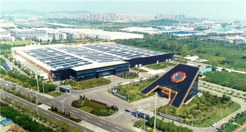 玻璃創(chuàng)造美好世界 一座工廠的兩種玻璃，技術(shù)開發(fā)引領(lǐng)企業(yè)新風(fēng)向